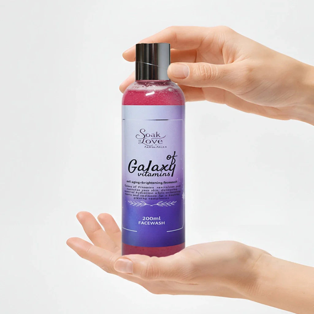 Anti-aging facial cleanser with vitamin-rich formula.