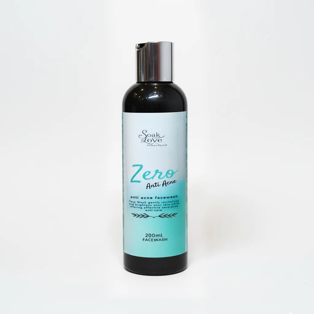 Soak In Love Zero Anti Acne Face Wash 200ml bottle for oily and acne-prone skin on a white background.