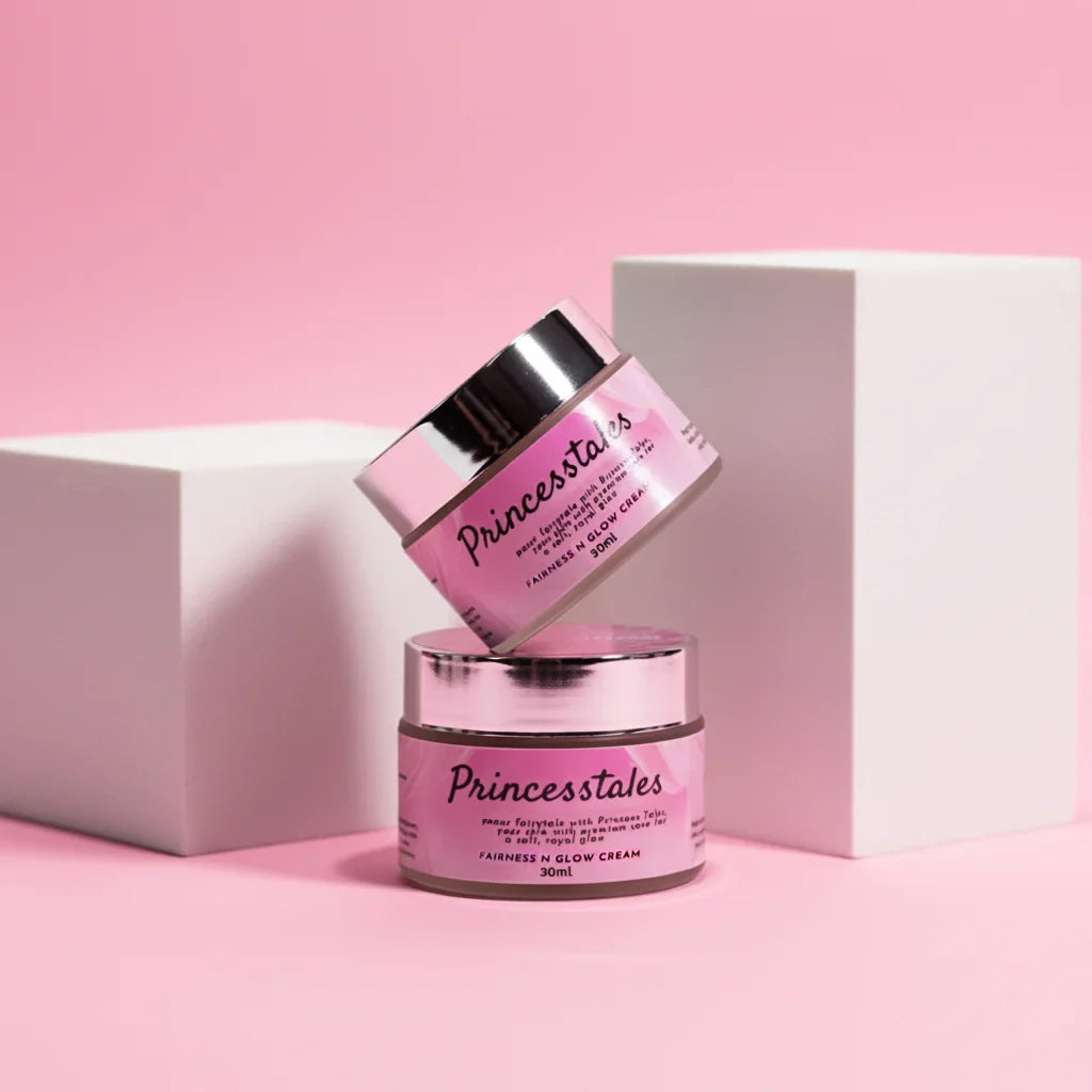 Soak in Love moisturizing face cream in a premium skincare jar.